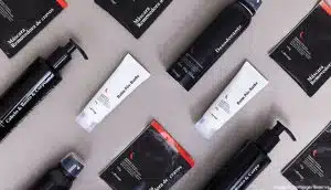 Dermage e Reserva lançam linha exclusiva de skincare masculino e provocam olhar sobre o autocuidado