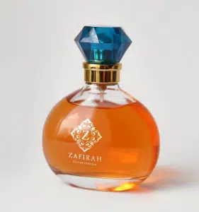 Flora Pura apresenta Eau de Parfum Zafirah