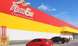 O atacarejo do Norte que fatura R$ 3 bilhões e quer bater de frente com os gigantes